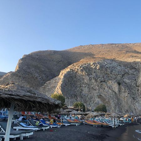 Spiridoula Villa - Santorini Seaside Retreats 페리사 외부 사진