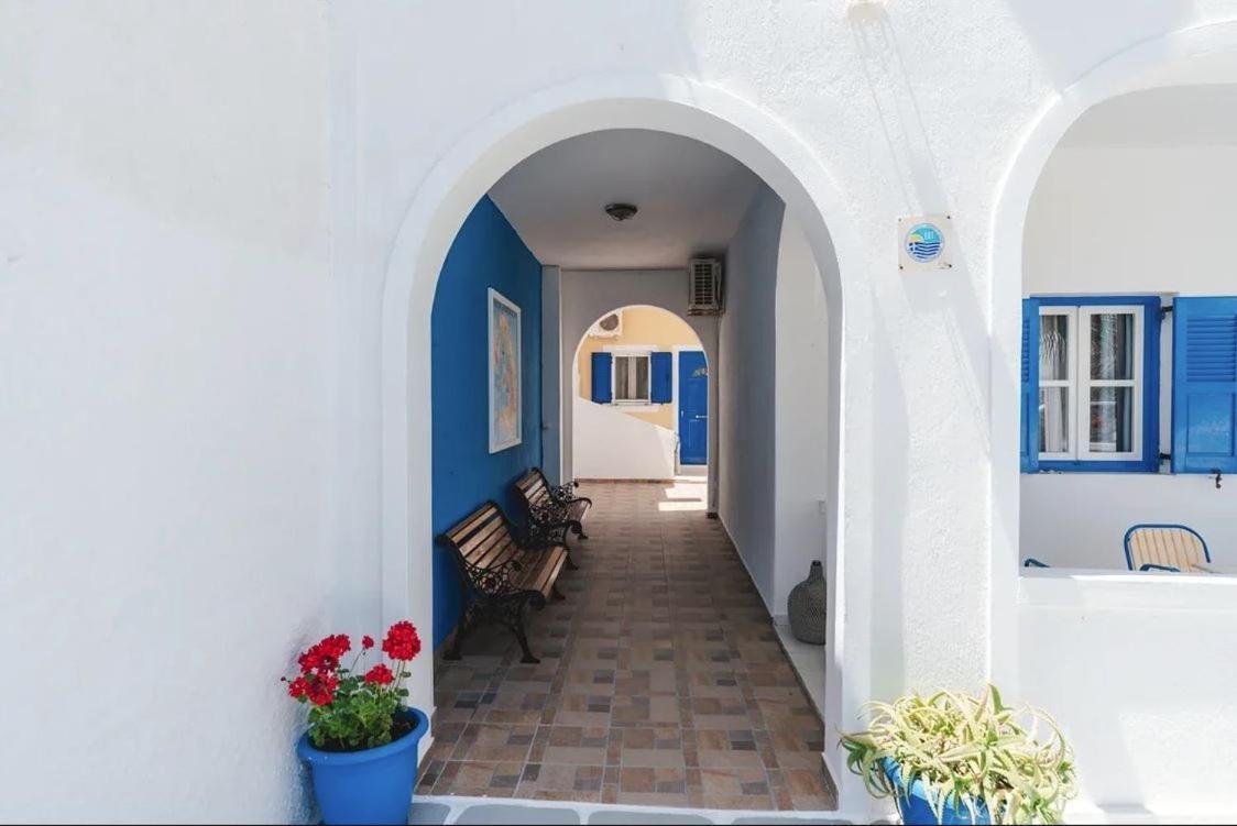 Spiridoula Villa - Santorini Seaside Retreats 페리사 외부 사진