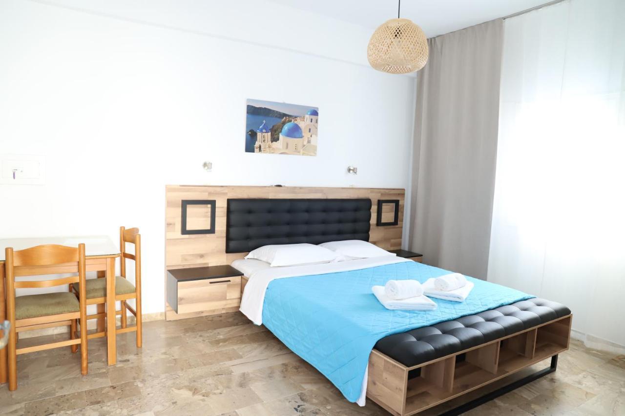 Spiridoula Villa - Santorini Seaside Retreats 페리사 외부 사진