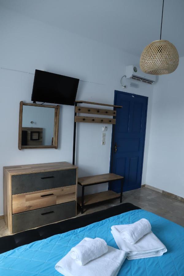 Spiridoula Villa - Santorini Seaside Retreats 페리사 외부 사진